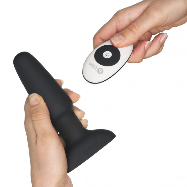 B-Vibe Remote Control Rimming Plug